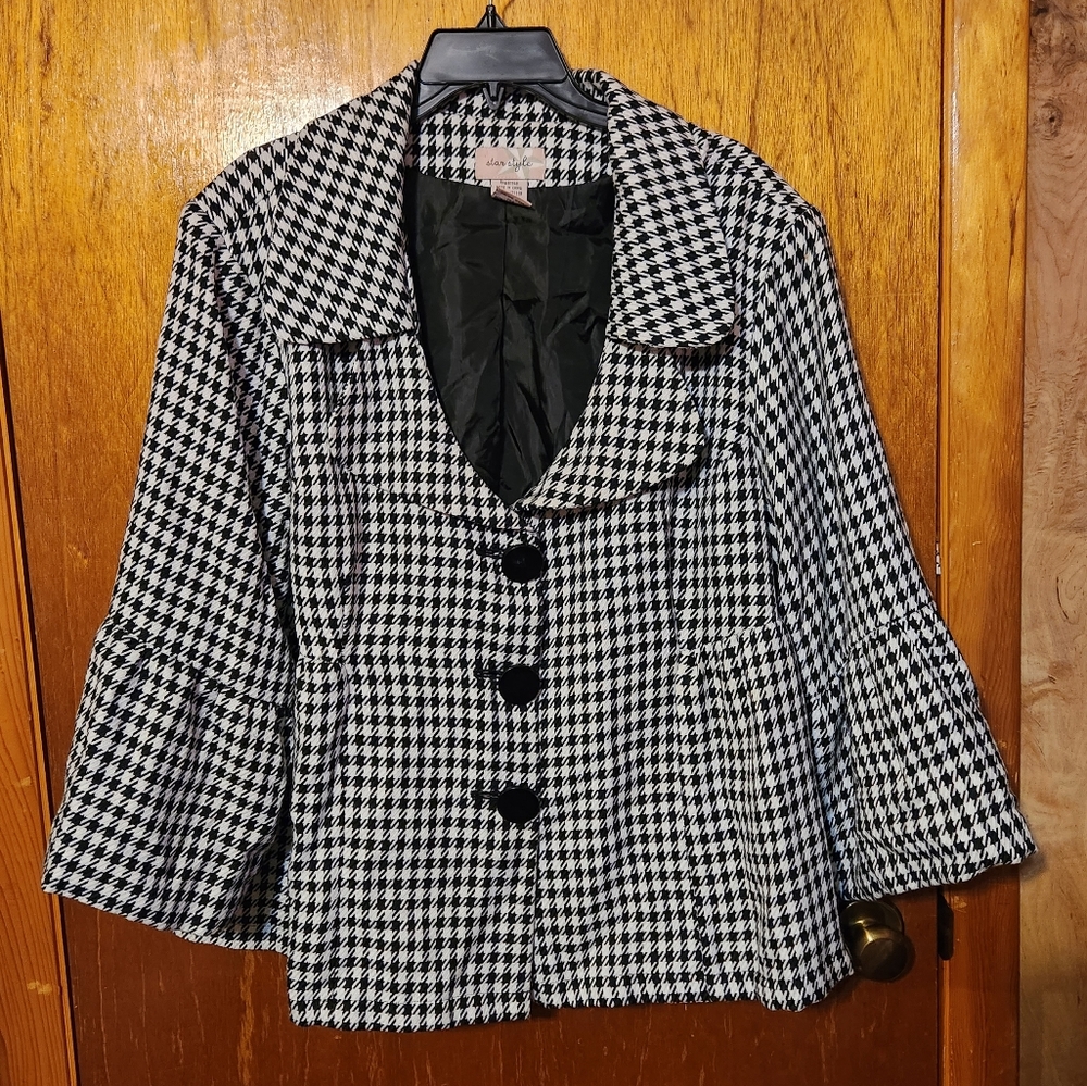Houndstooth Peplum blazer
